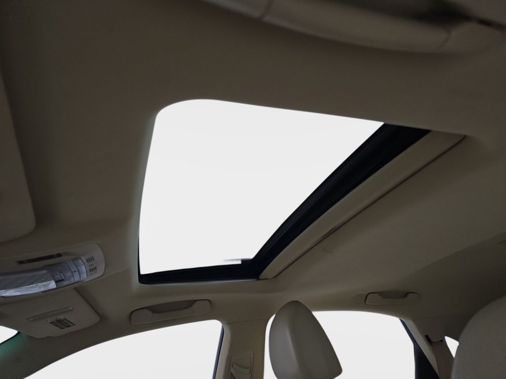 Used 2010 Lexus RX 450h AWD w/ Premium Pkg image 31