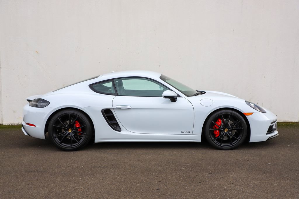 Used 2018 Porsche 718 Cayman GTS image 3