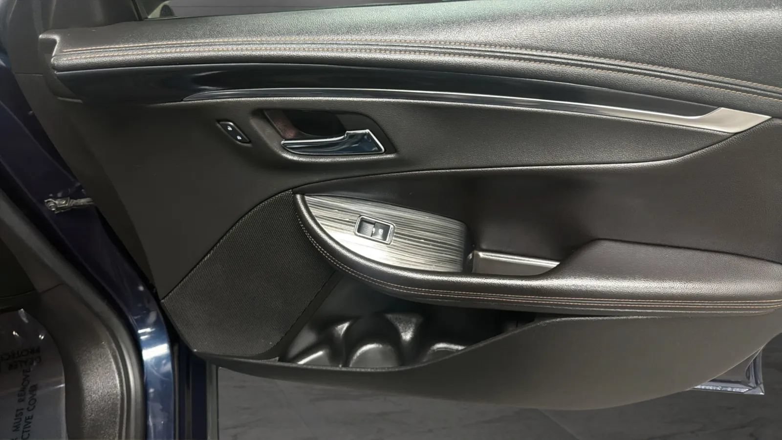 Used 2019 Chevrolet Impala LT FWD image 18