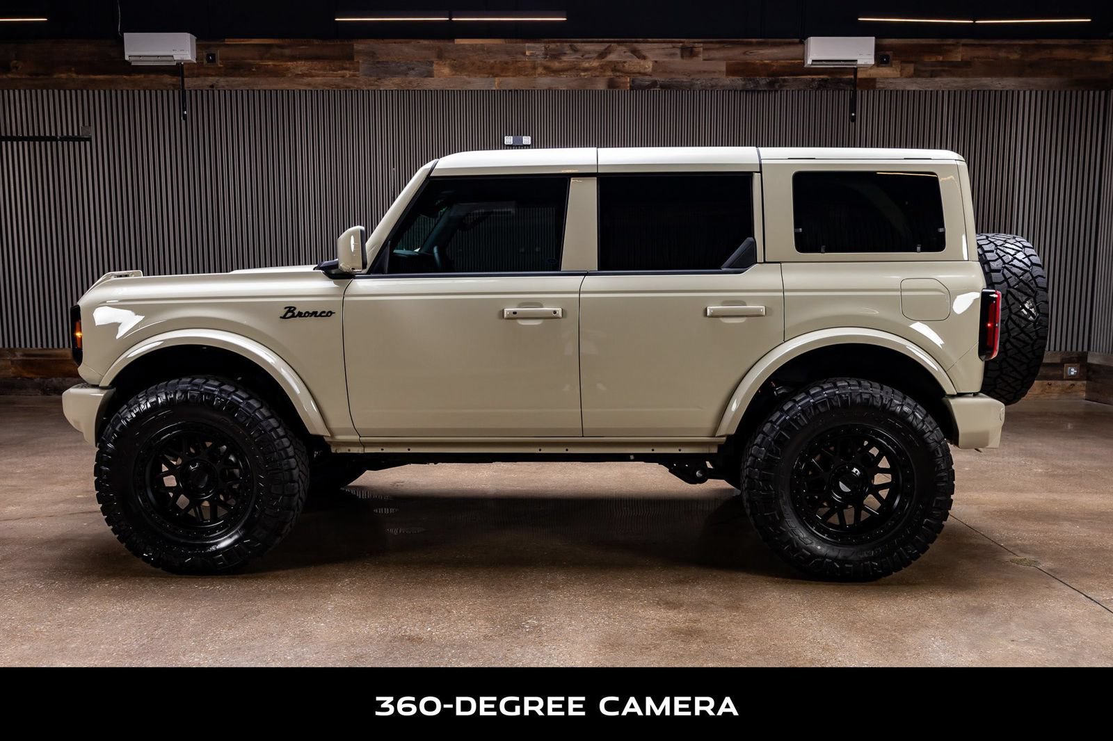 Used 2026 Ford Bronco Outer Banks AWD/4WD image 4