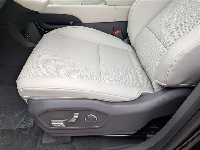 New 2026 Hyundai Santa Fe SEL FWD image 4