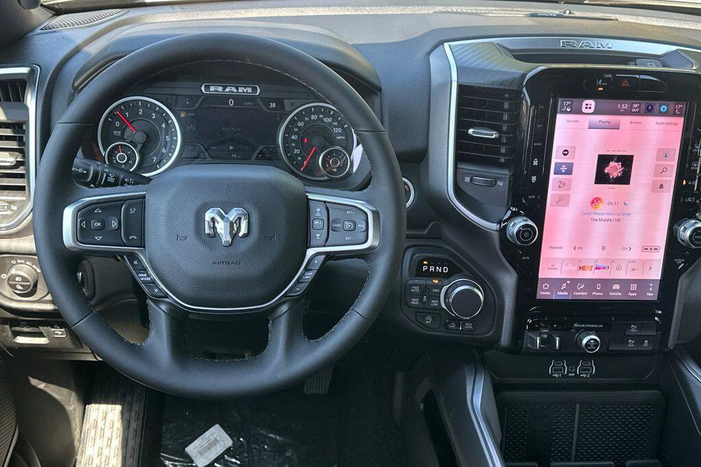 New 2026 RAM 1500 Big Horn AWD/4WD image 13