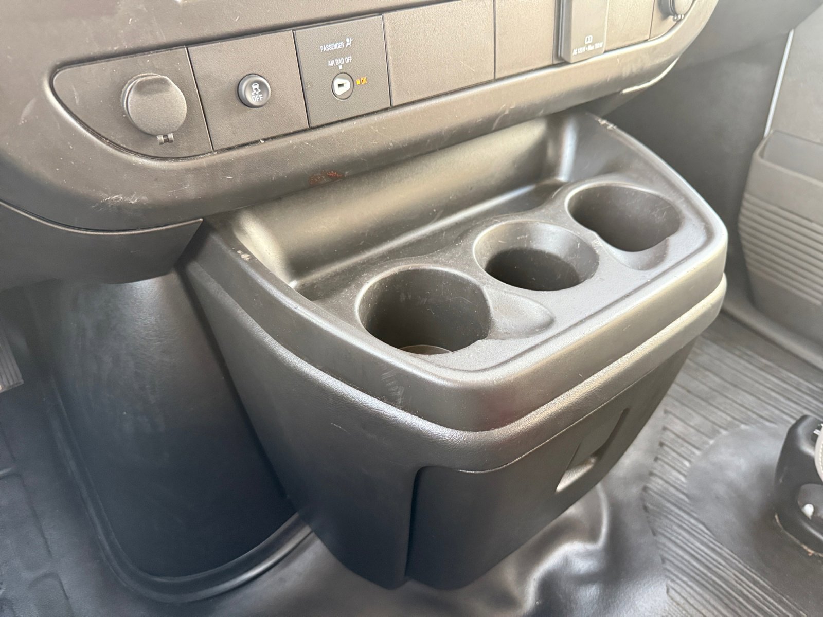 Used 2024 Chevrolet Express 2500 w/ Driver Convenience Package image 13