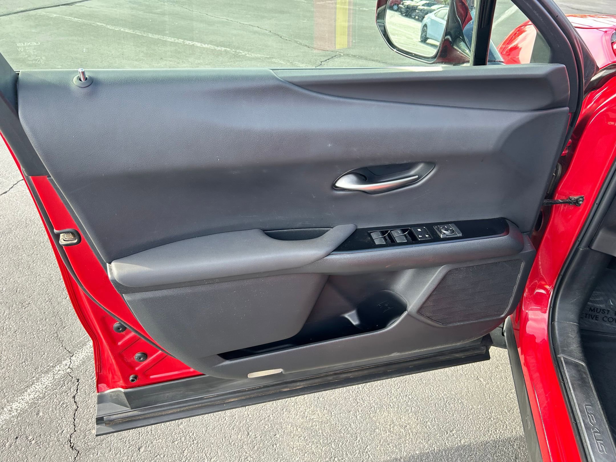 Used 2019 Lexus UX 250h F Sport w/ F Sport Premium Package image 9