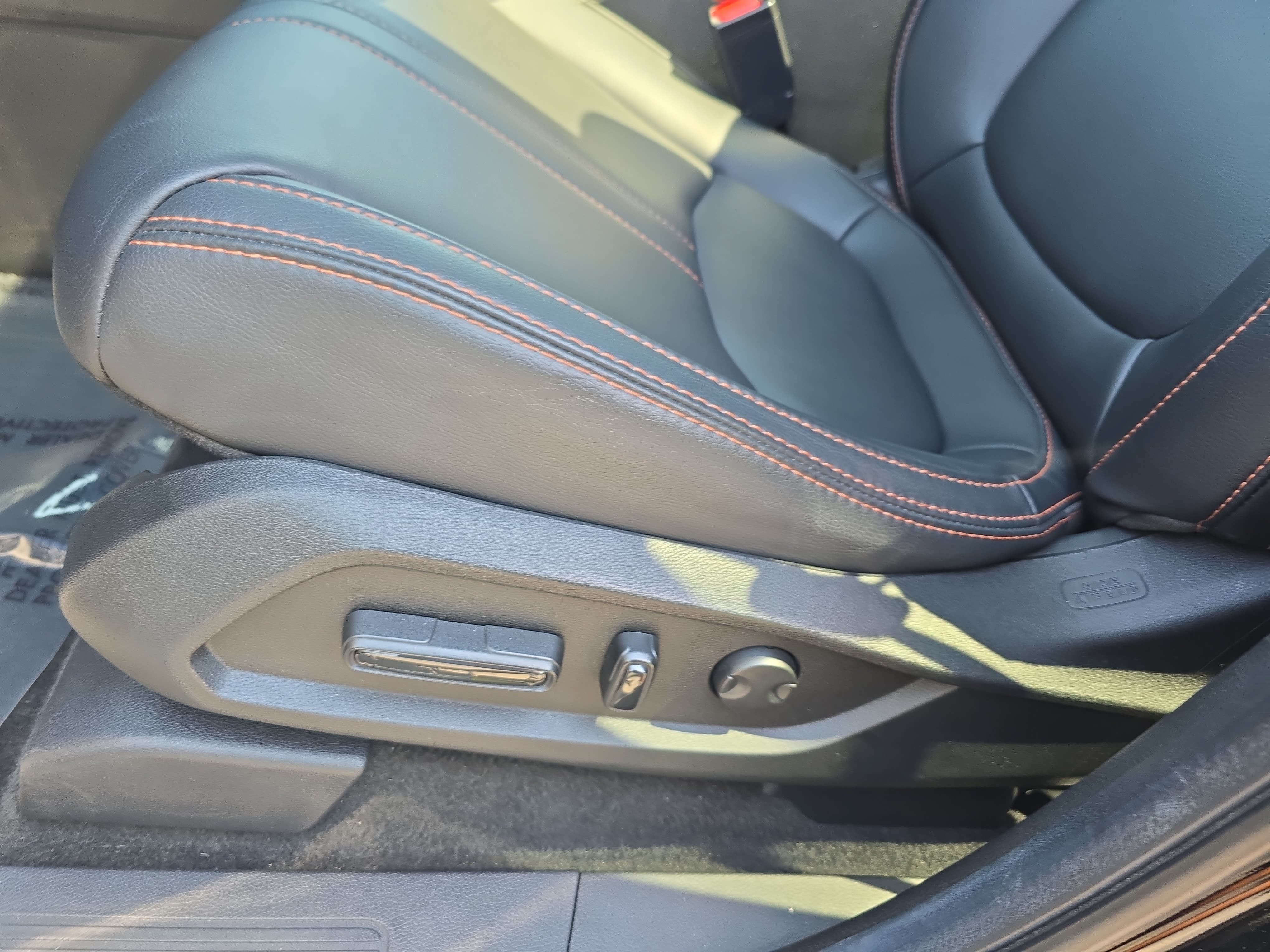 Certified 2025 Honda Pilot TrailSport image 30