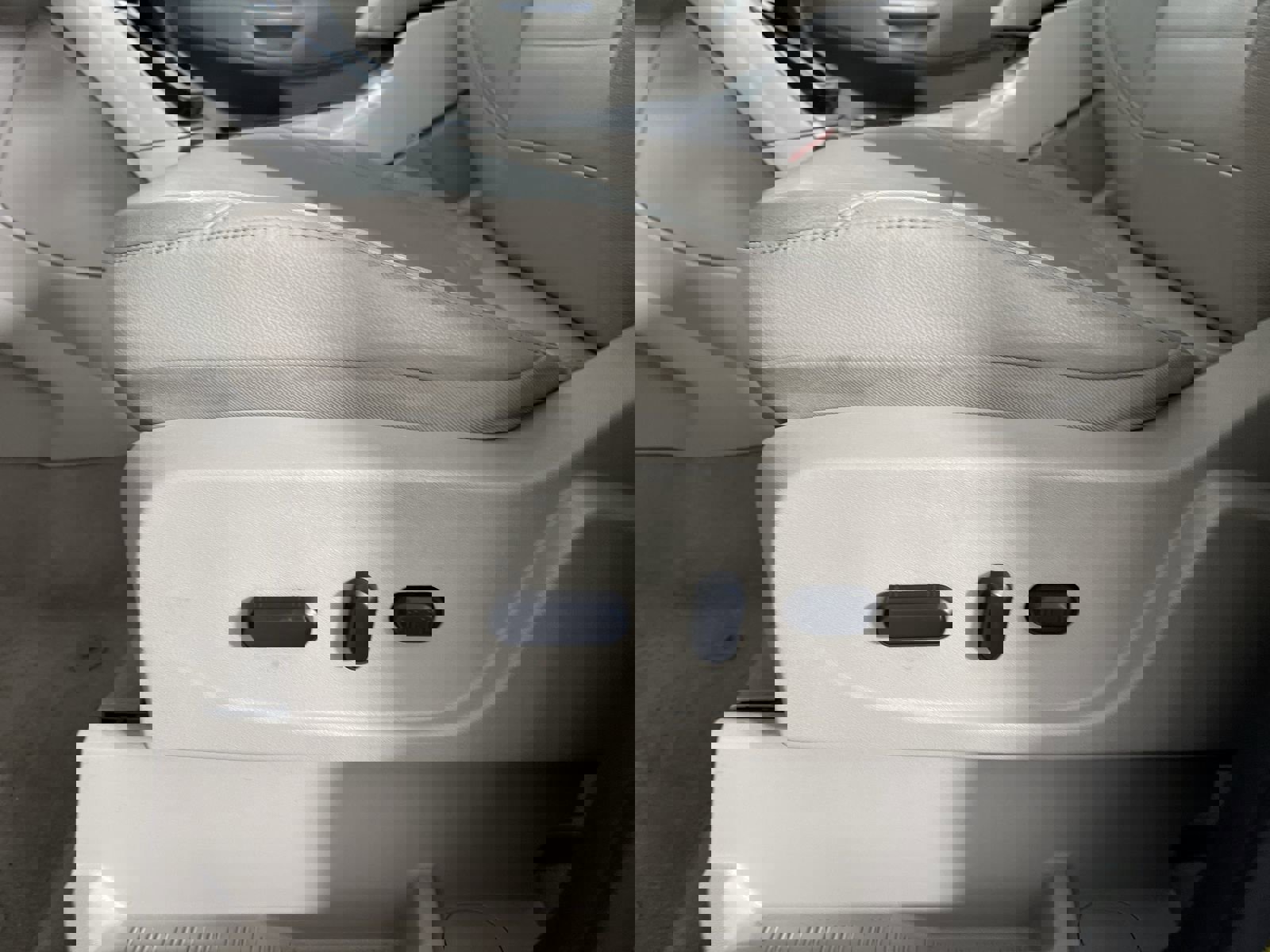 Used 2014 Ford C-MAX Energi SEL w/ Equipment Group 303A image 13