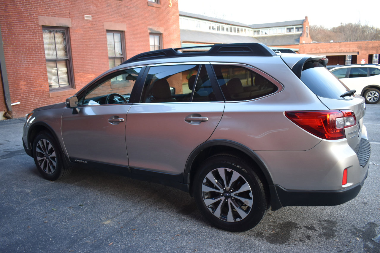 Used 2015 Subaru Outback 2.5i Limited w/ Protection Package #2 image 6