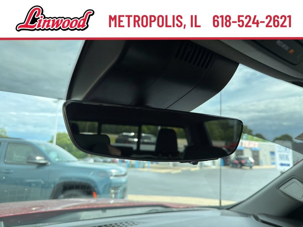 Used 2024 Chevrolet Silverado 1500 LTZ w/ Technology Package AWD/4WD image 32
