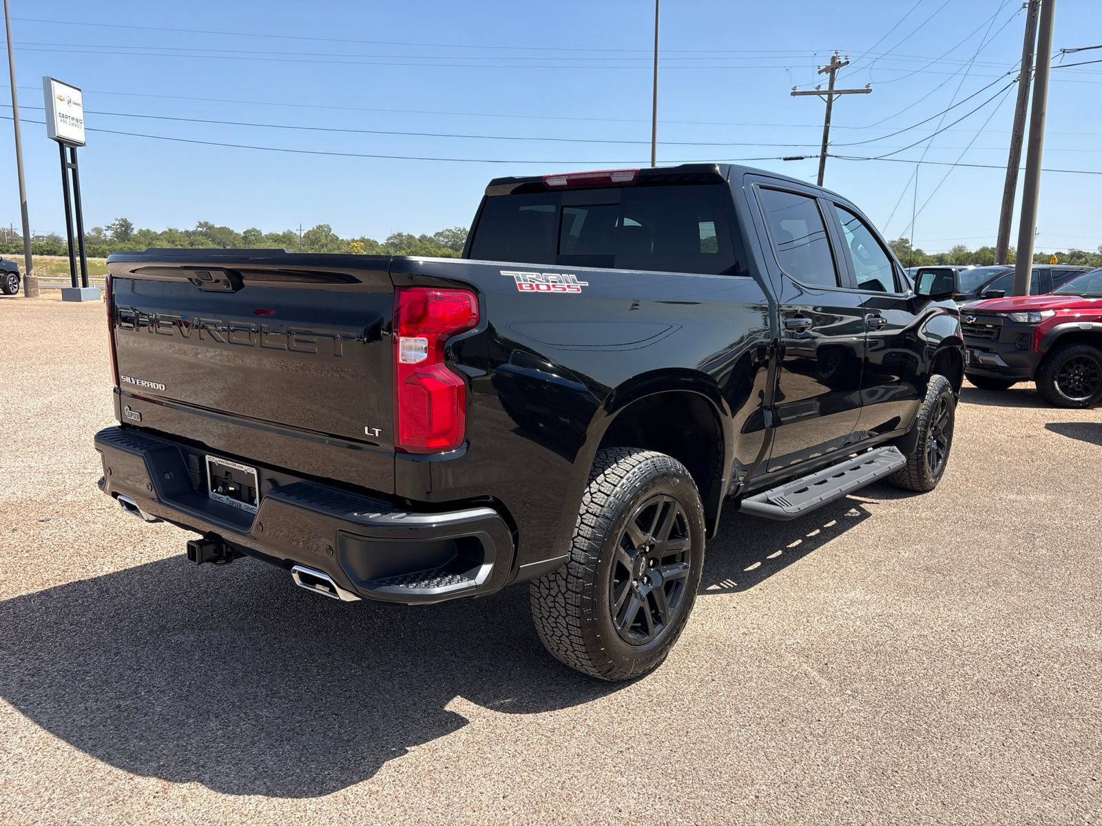 New 2026 Chevrolet Silverado 1500 LT Trail Boss w/ LT Trail Boss Premium Package AWD/4WD image 6