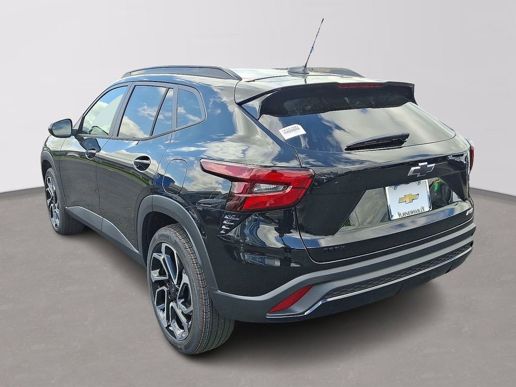 New 2026 Chevrolet Trax RS w/ Sunroof Package FWD image 3