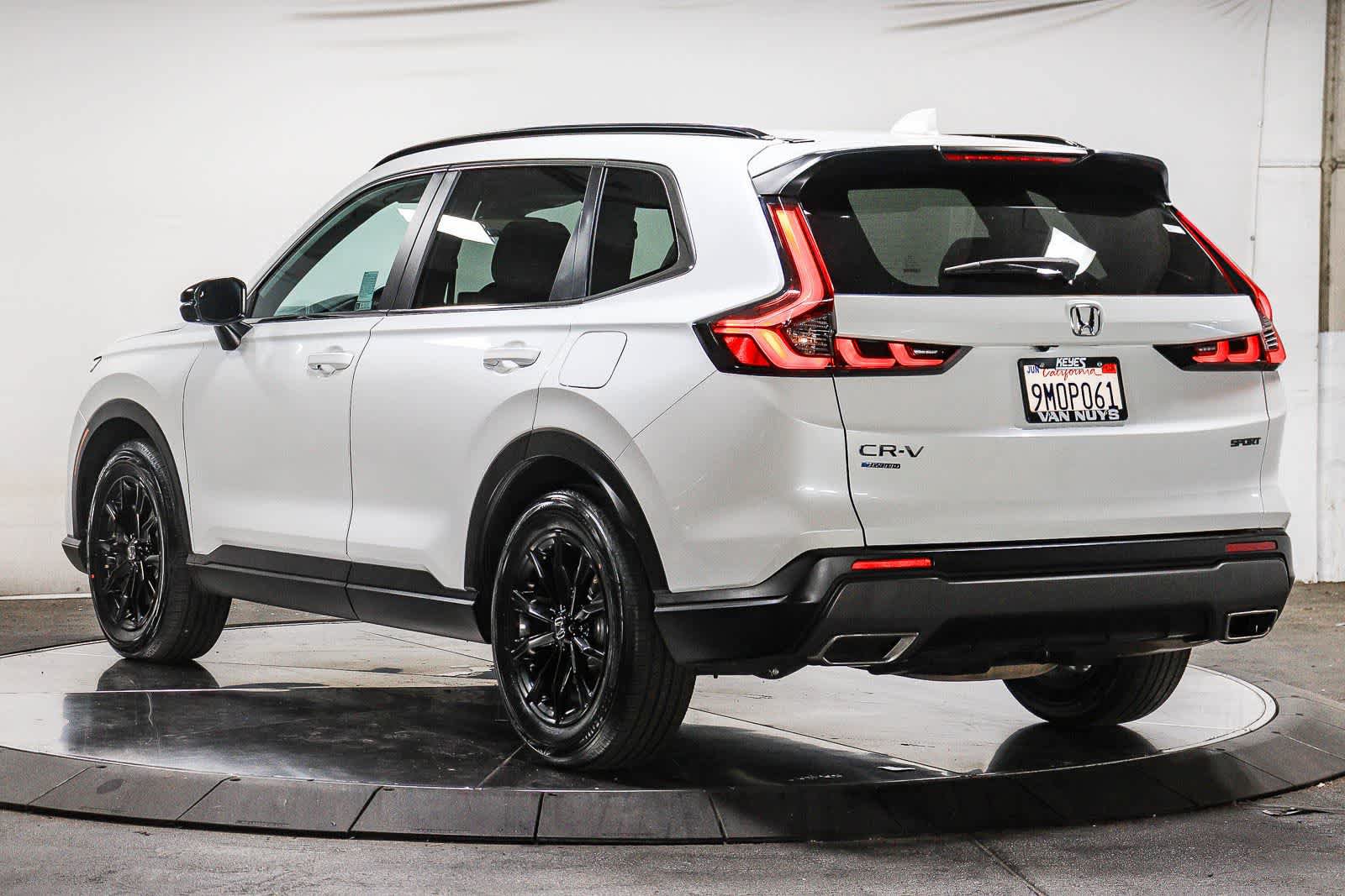 Used 2024 Honda CR-V Sport image 2