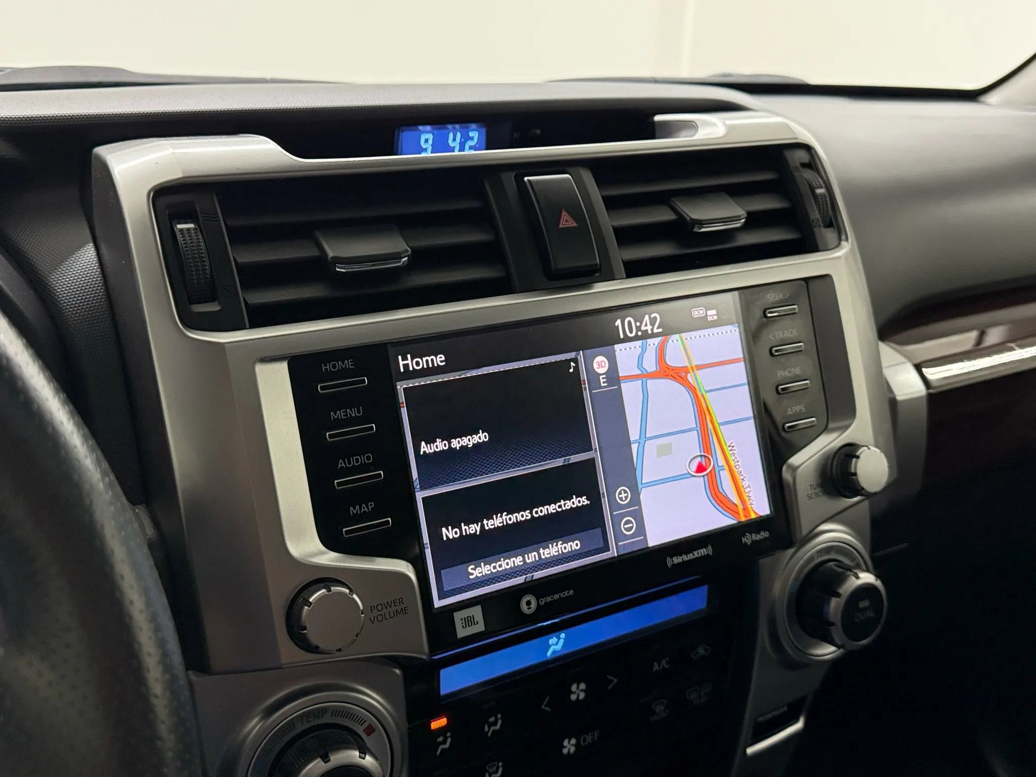 Used 2020 Toyota 4Runner Limited image 28