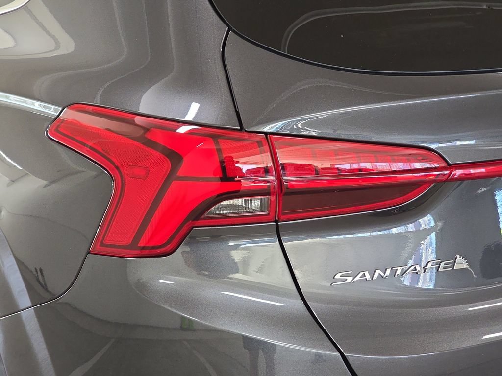 Used 2022 Hyundai Santa Fe Limited FWD image 33