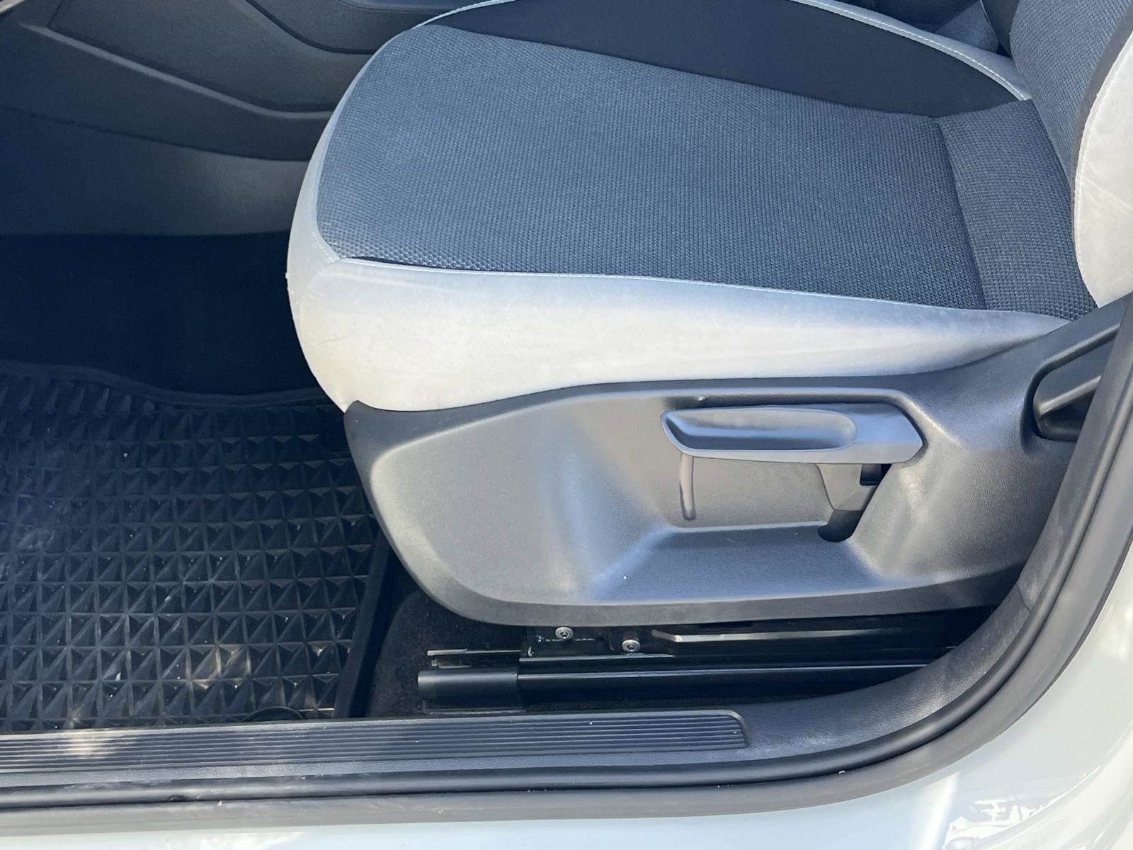 Certified 2023 Volkswagen Taos S image 17