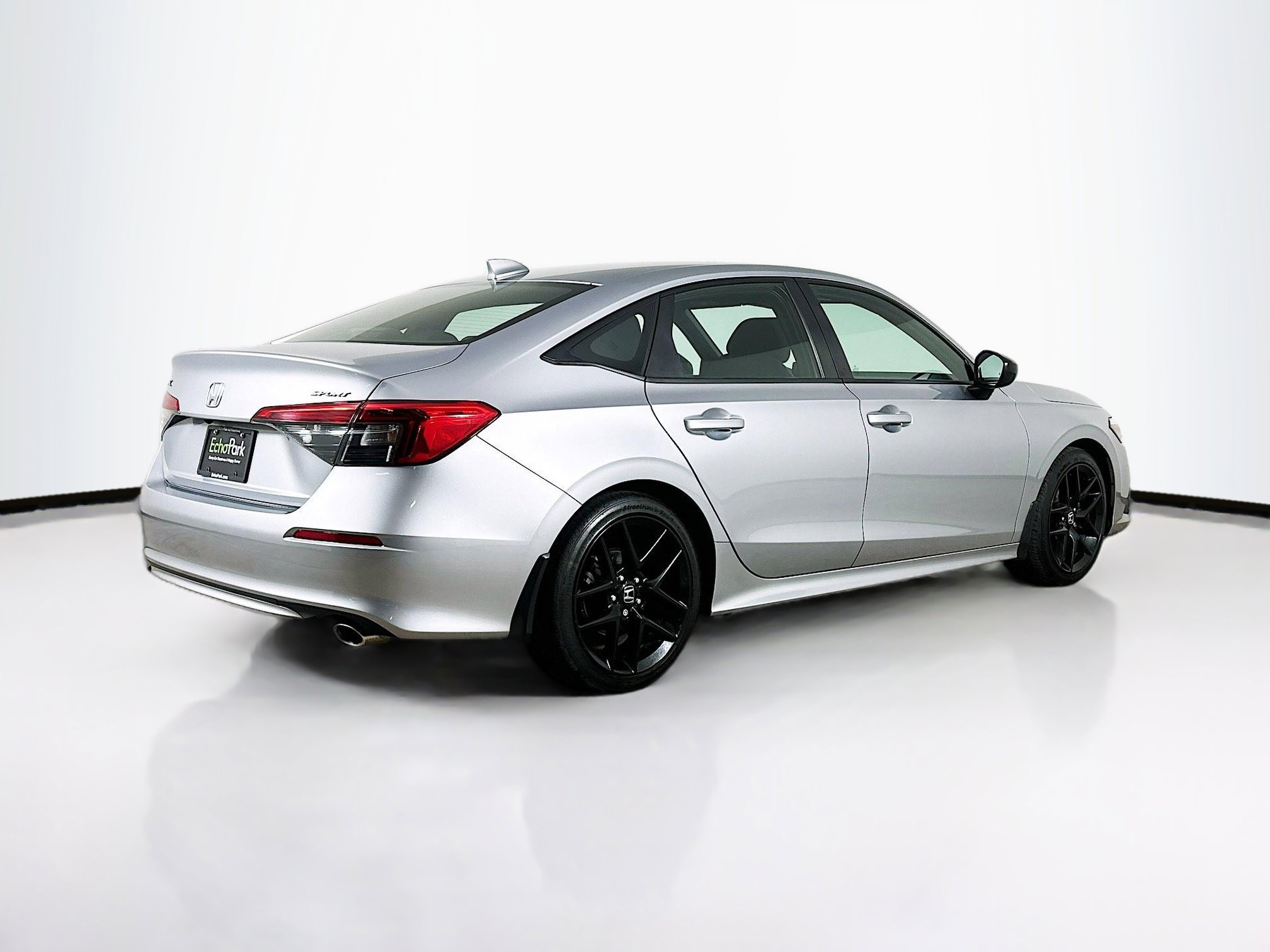 Used 2023 Honda Civic Sport image 9