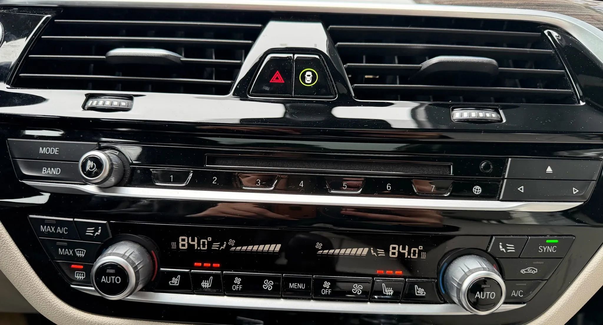 Used 2017 BMW 540i xDrive image 21