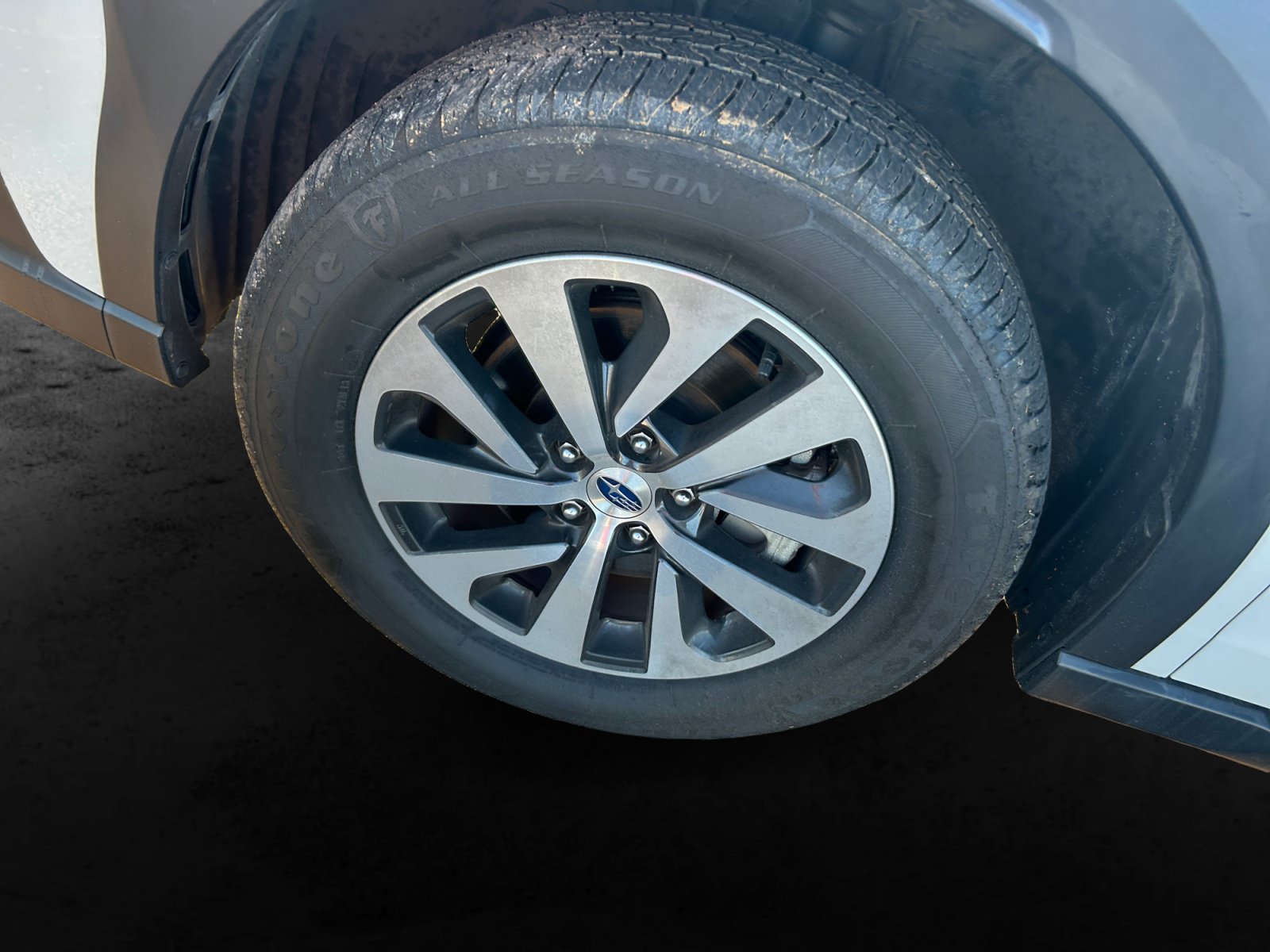 Used 2023 Subaru Outback Premium AWD/4WD image 32