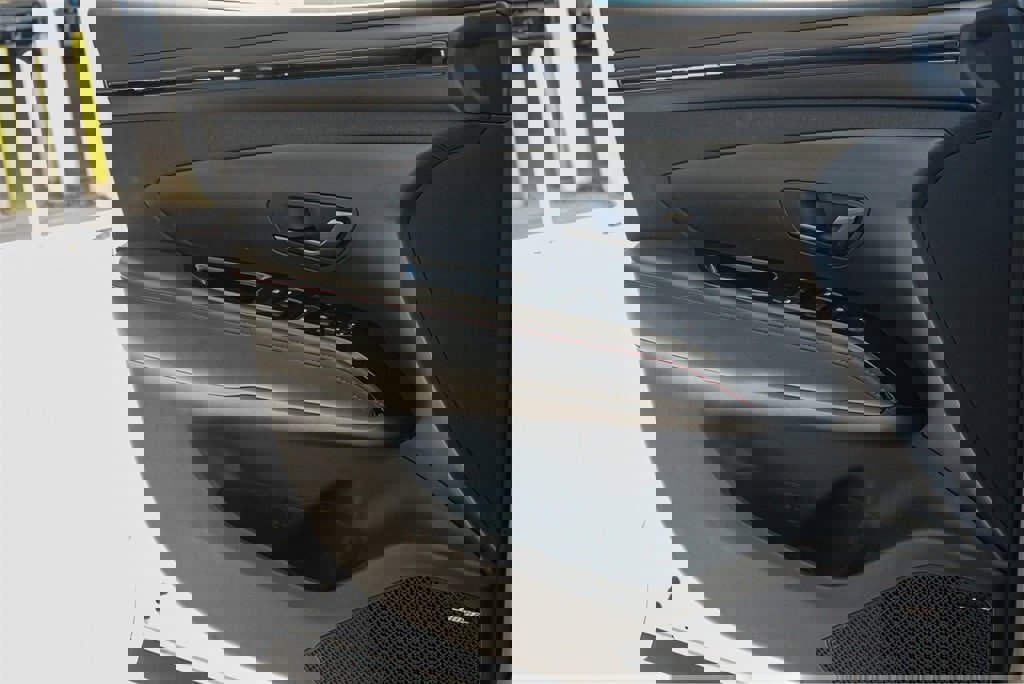 Used 2024 Hyundai Tucson N Line image 19