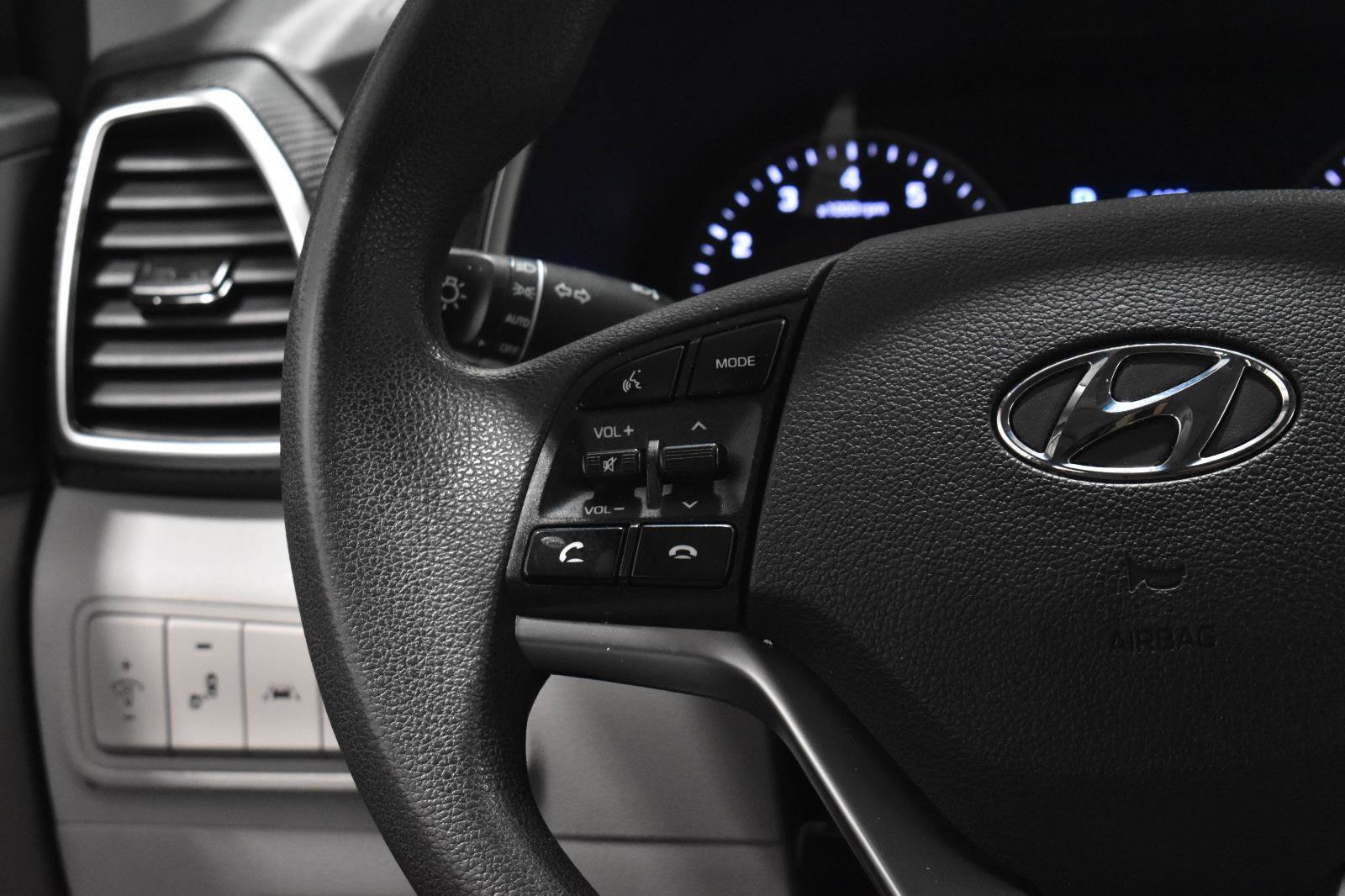 Used 2020 Hyundai Tucson Value FWD image 9