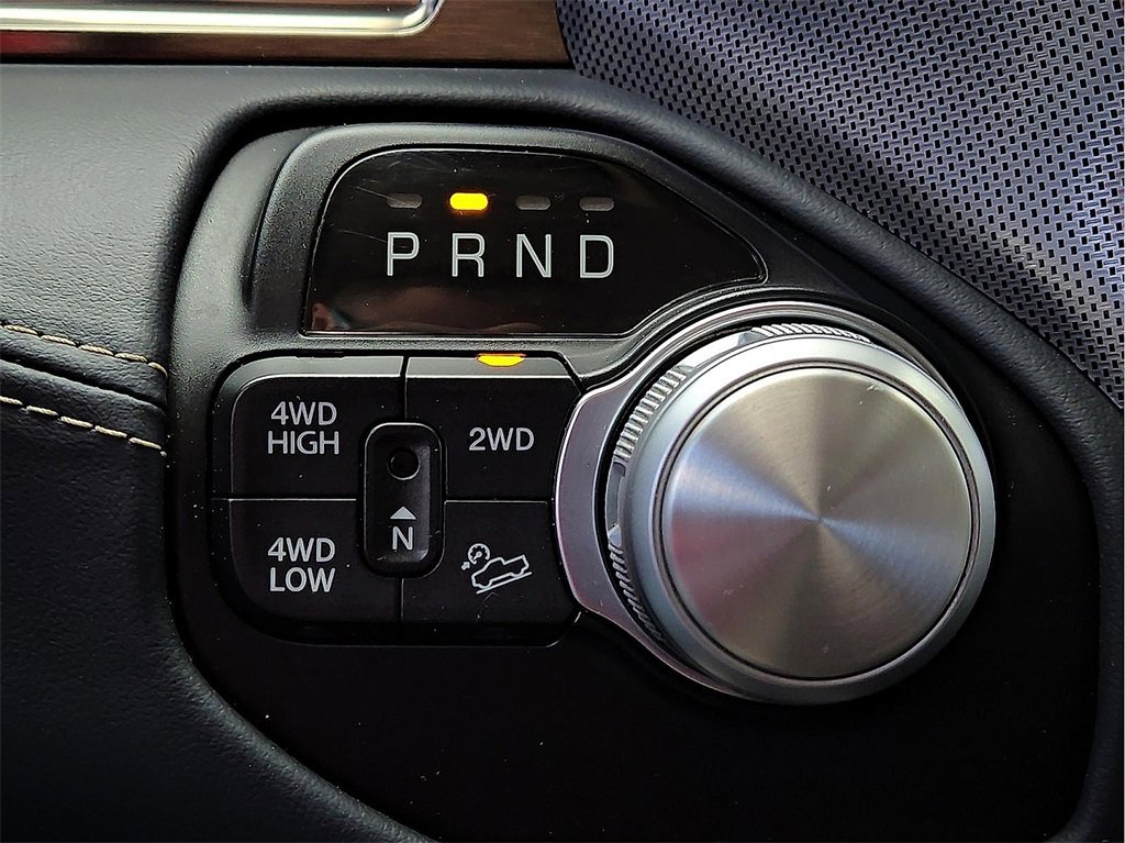 Used 2019 RAM 2500 Limited w/ Off Road Package image 17