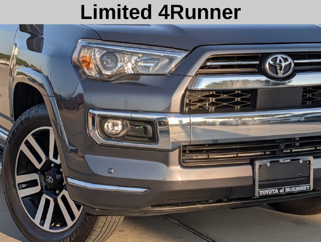 Used 2022 Toyota 4Runner Limited AWD/4WD image 3