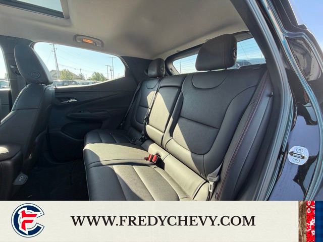 Used 2023 Chevrolet Bolt EUV Premier w/ Sun & Sound Package FWD image 24