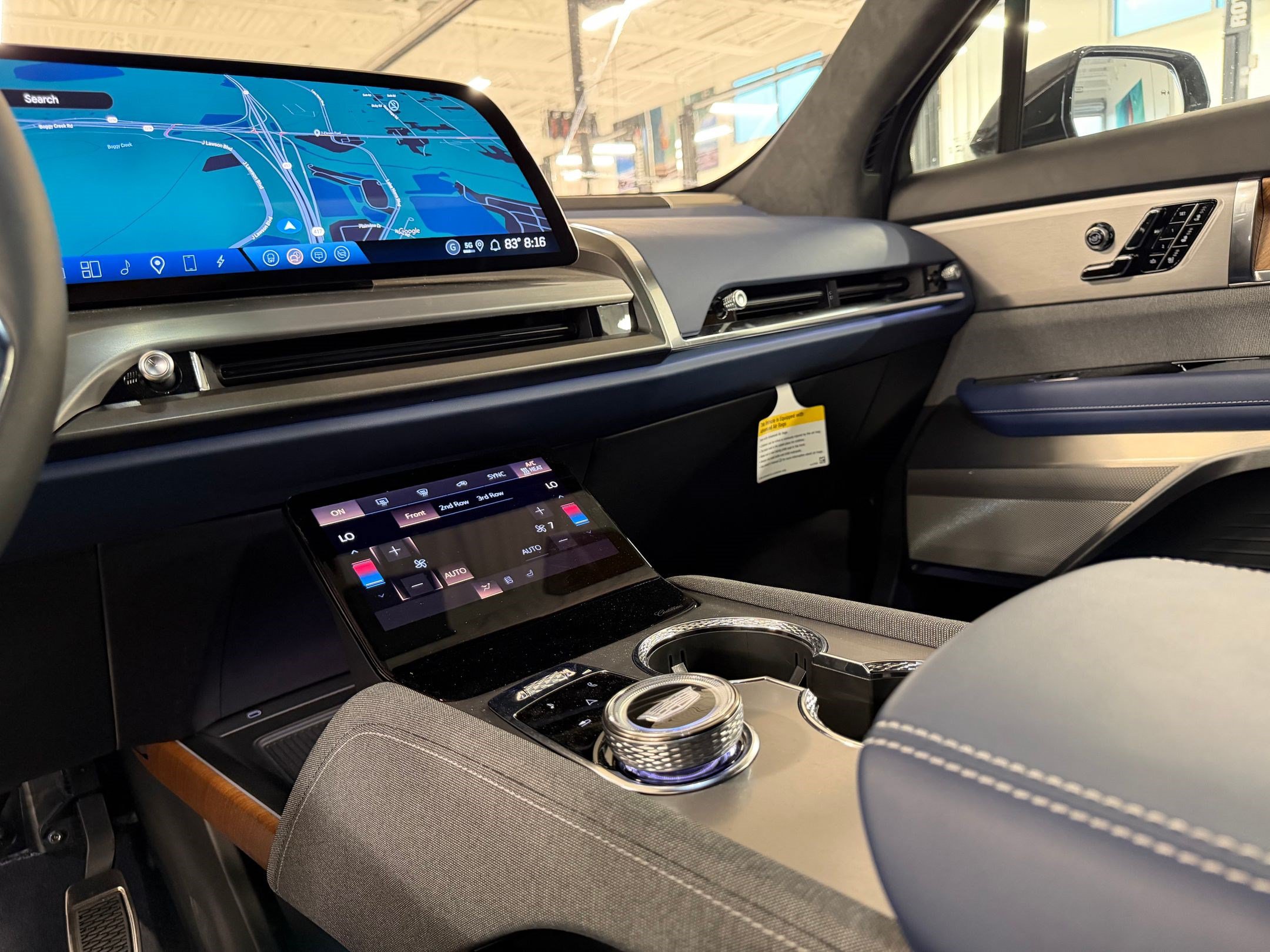New 2026 Cadillac Vistiq Premium Luxury w/ LPO, Floor Liner Package AWD/4WD image 36
