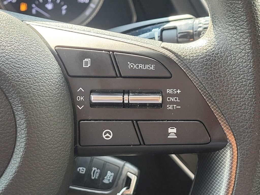 Used 2022 Hyundai Sonata SE w/ Cargo Package image 25