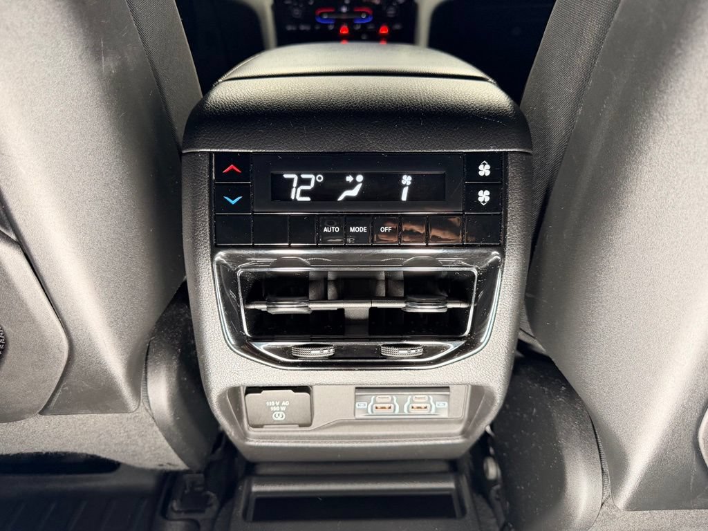 Used 2023 Jeep Grand Cherokee L Laredo AWD/4WD image 13