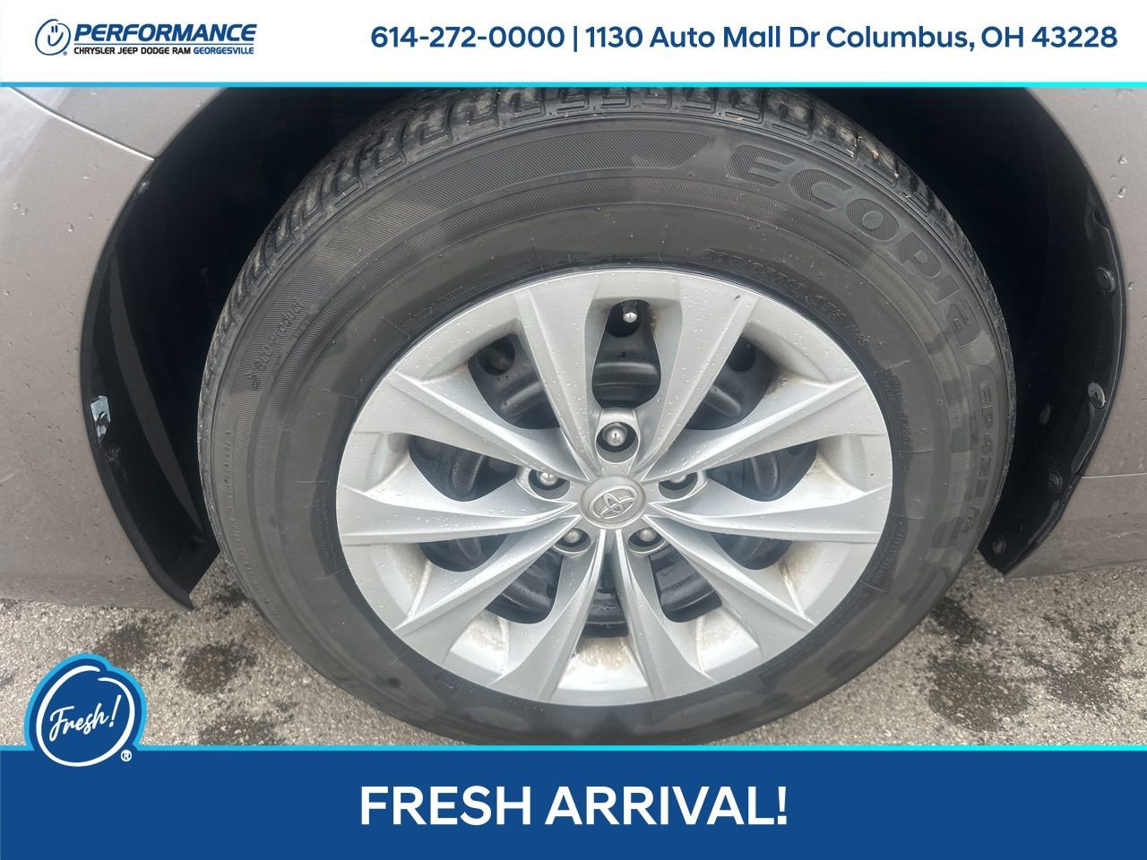 Used 2016 Toyota Camry LE image 10