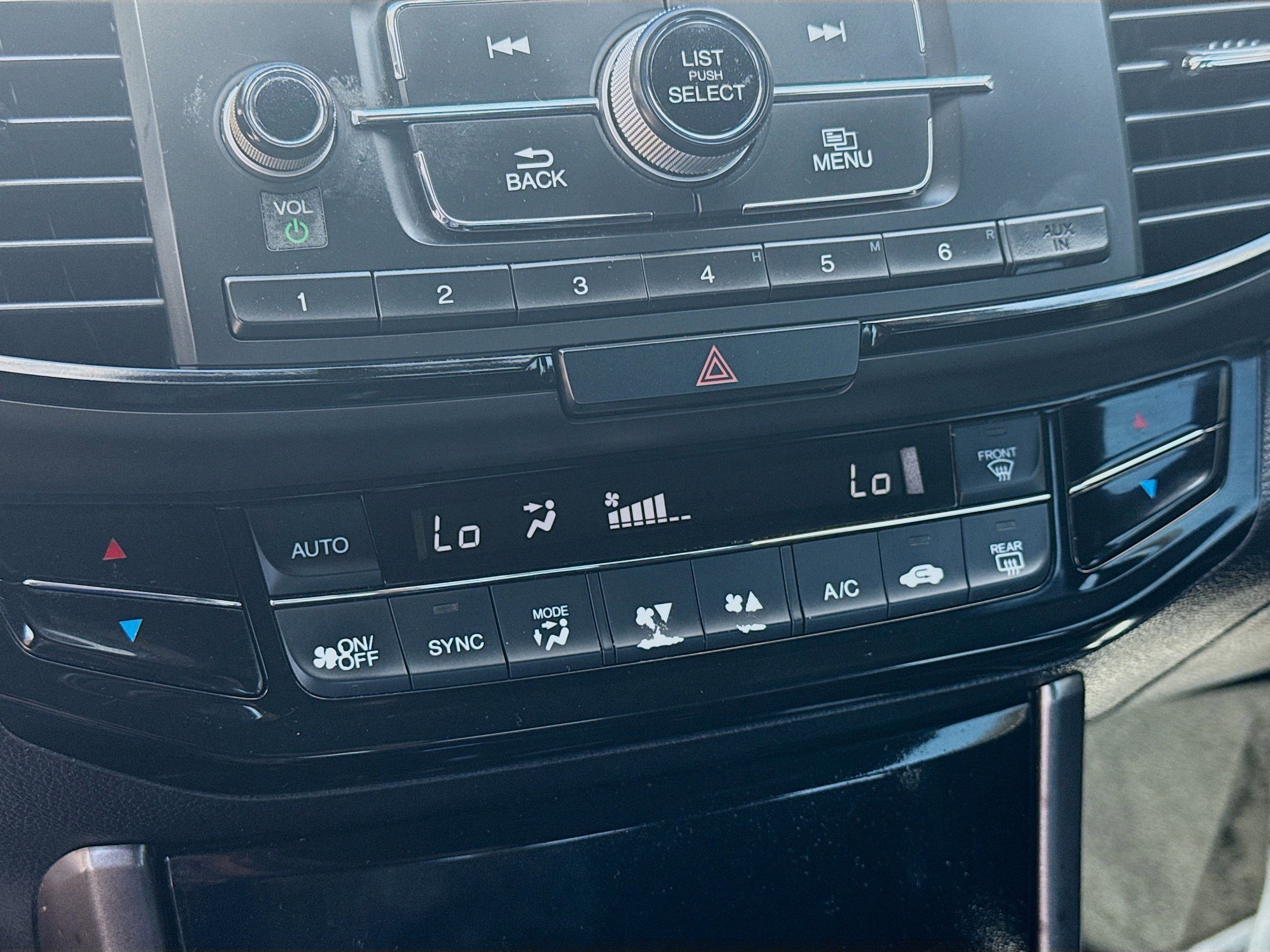 Used 2016 Honda Accord Sport image 14