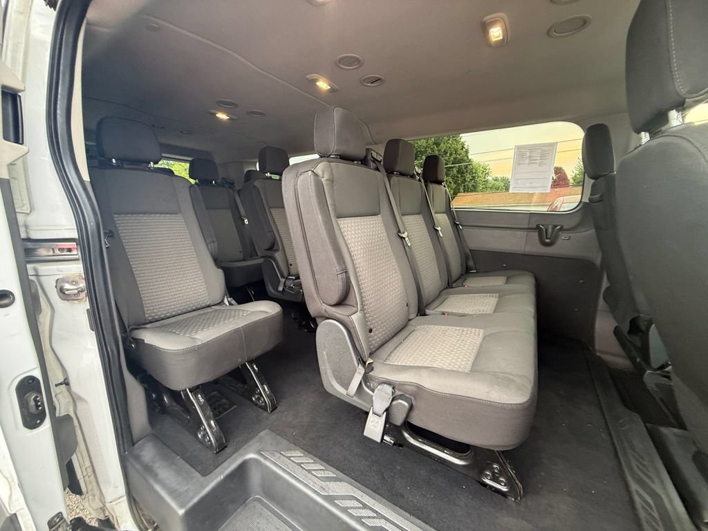 Used 2023 Ford Transit 350 XLT RWD image 20