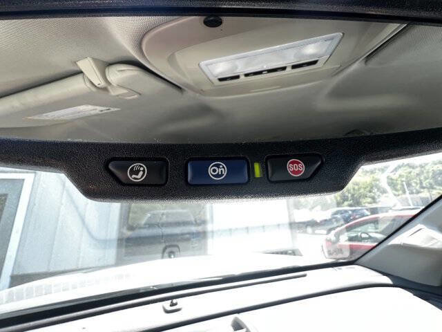 Used 2022 Chevrolet Colorado LT w/ Luxury Package image 20