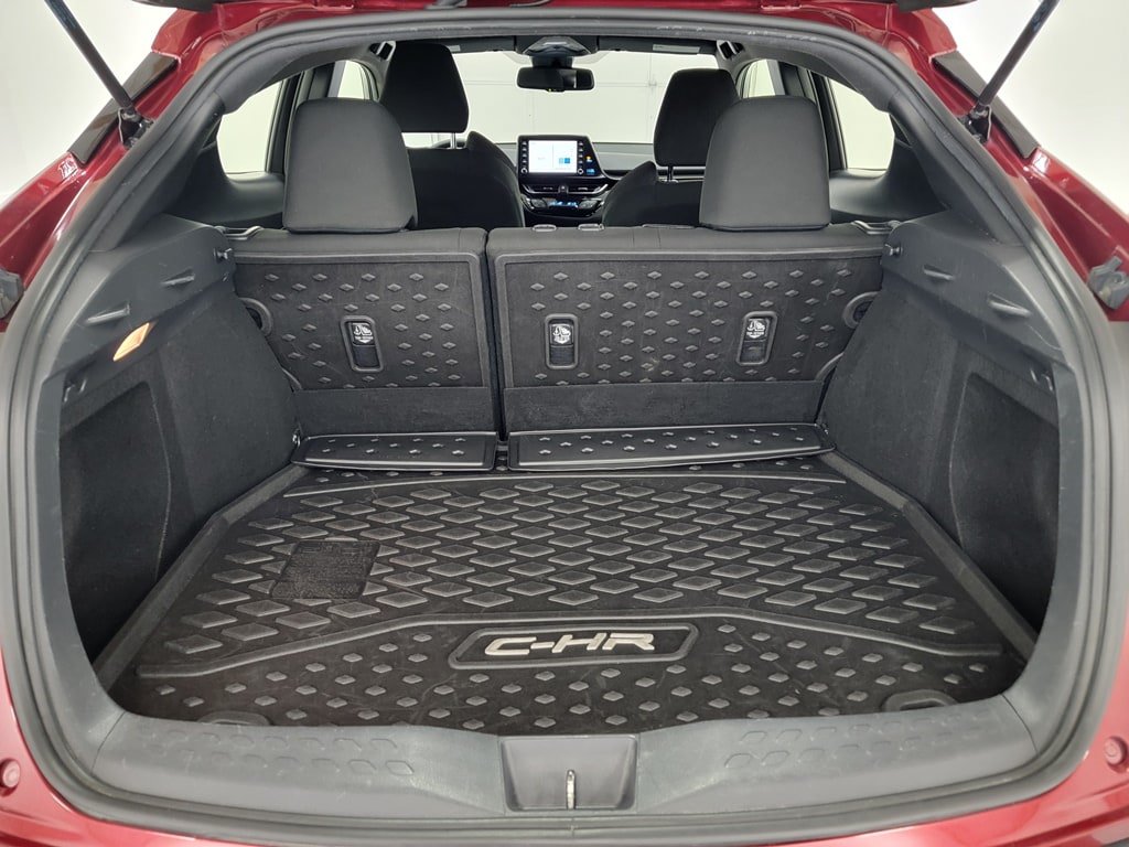 Used 2019 Toyota C-HR LE FWD image 26