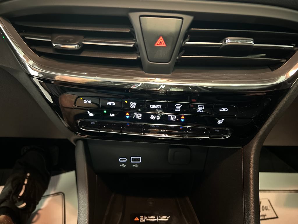 New 2026 Buick Encore GX Avenir w/ Avenir Technology Package FWD image 17
