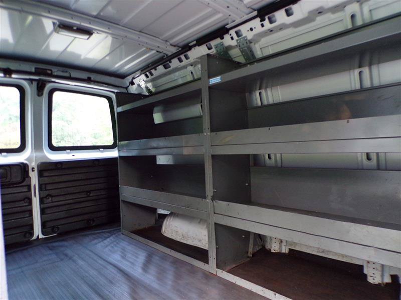 Used 2012 Chevrolet Express 2500 RWD image 24