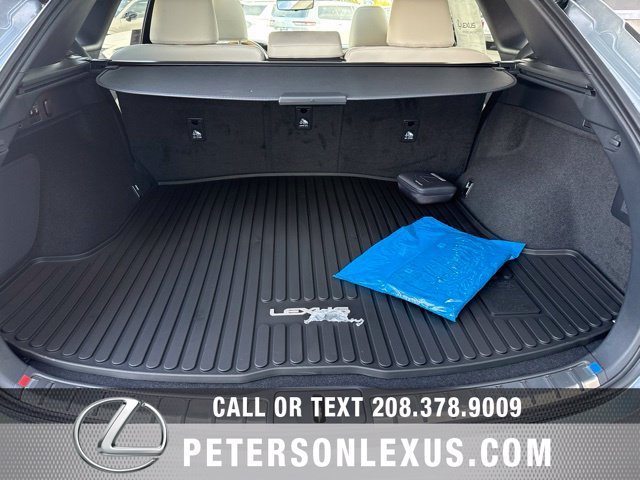 New 2026 Lexus RX 350h AWD/4WD image 18