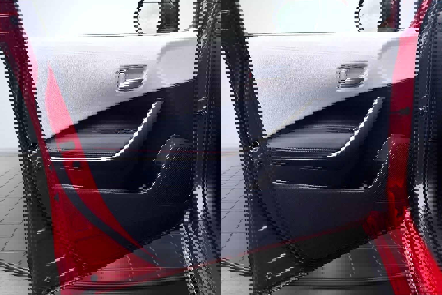 Used 2025 Toyota Corolla SE w/ Convenience Package FWD image 28