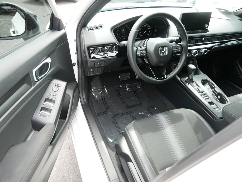 Used 2025 Honda Civic Sport image 11