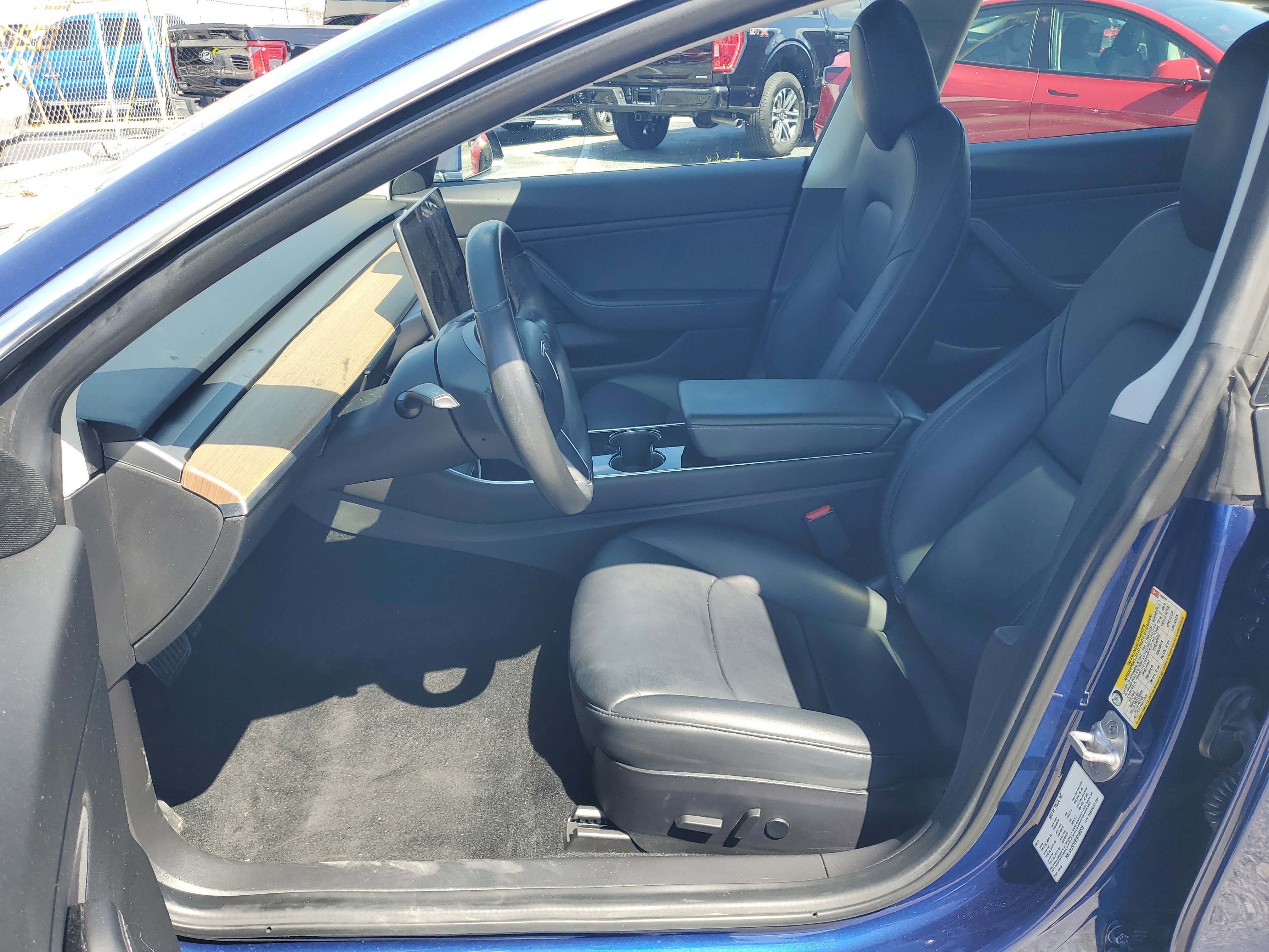 Used 2019 Tesla Model 3 Long Range image 12