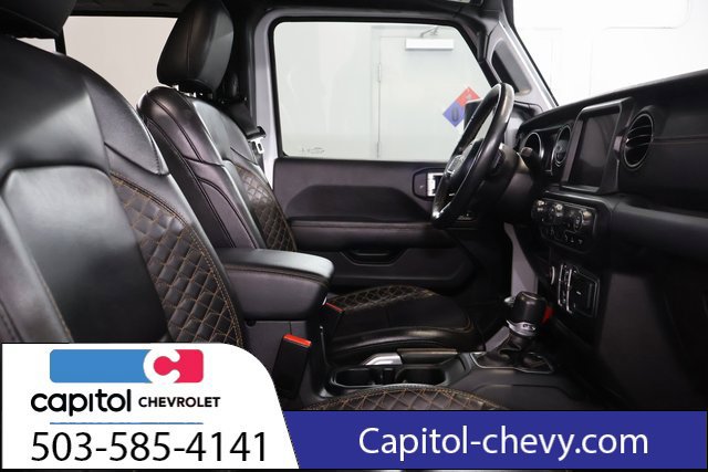 Used 2022 Jeep Wrangler Unlimited Sahara AWD/4WD image 26