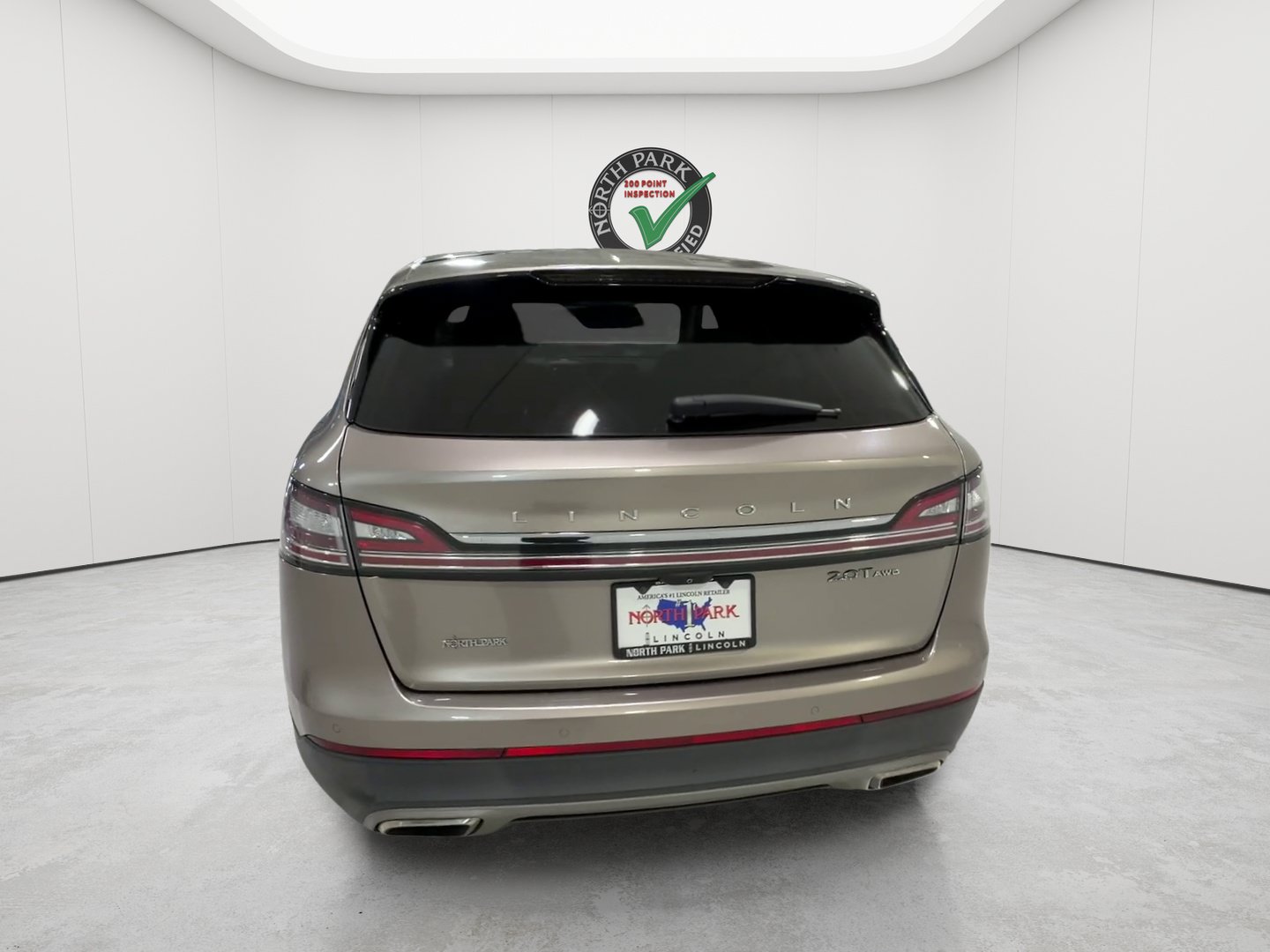 Used 2020 Lincoln Nautilus Reserve AWD/4WD image 4