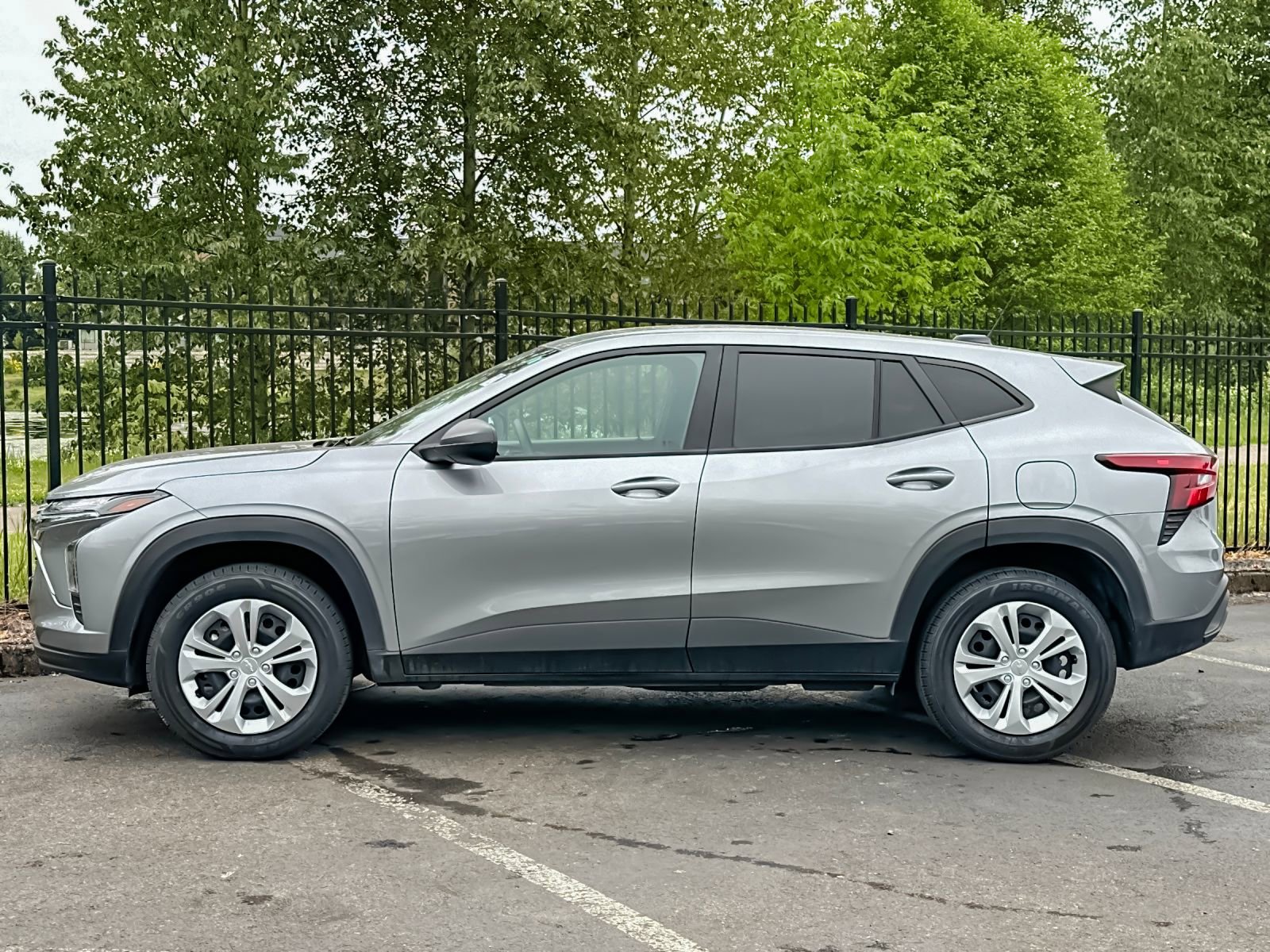 Used 2024 Chevrolet Trax LS FWD image 7