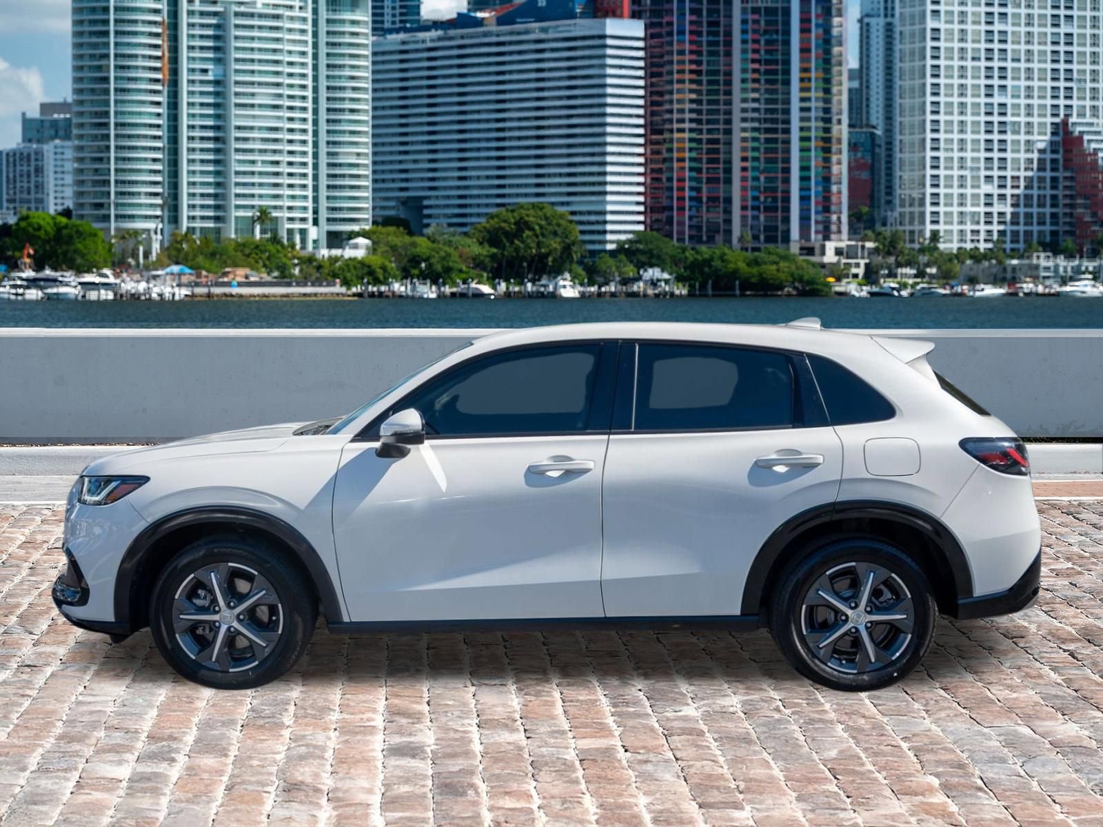 Certified 2025 Honda HR-V EX-L image 9