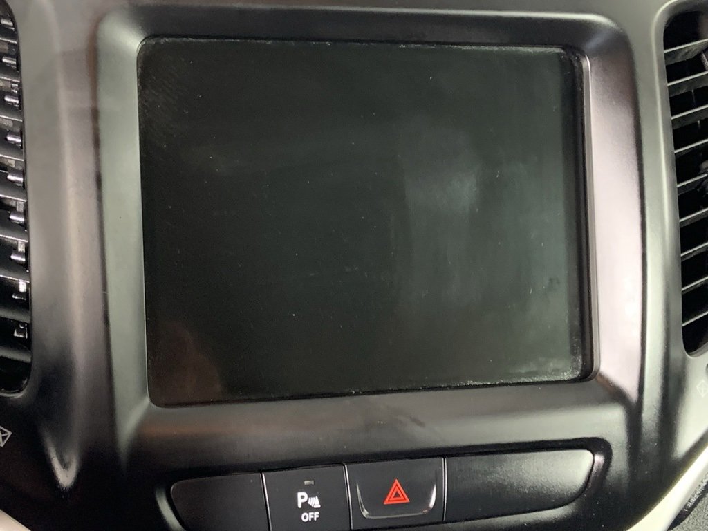 Used 2018 Jeep Cherokee Trailhawk w/ Quick Order Package 27L image 31