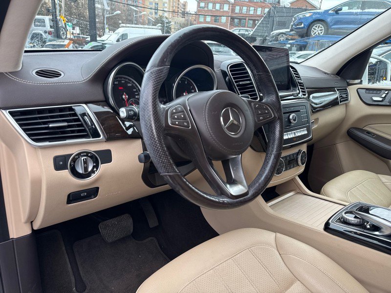 Used 2017 Mercedes-Benz GLS 450 4MATIC image 18