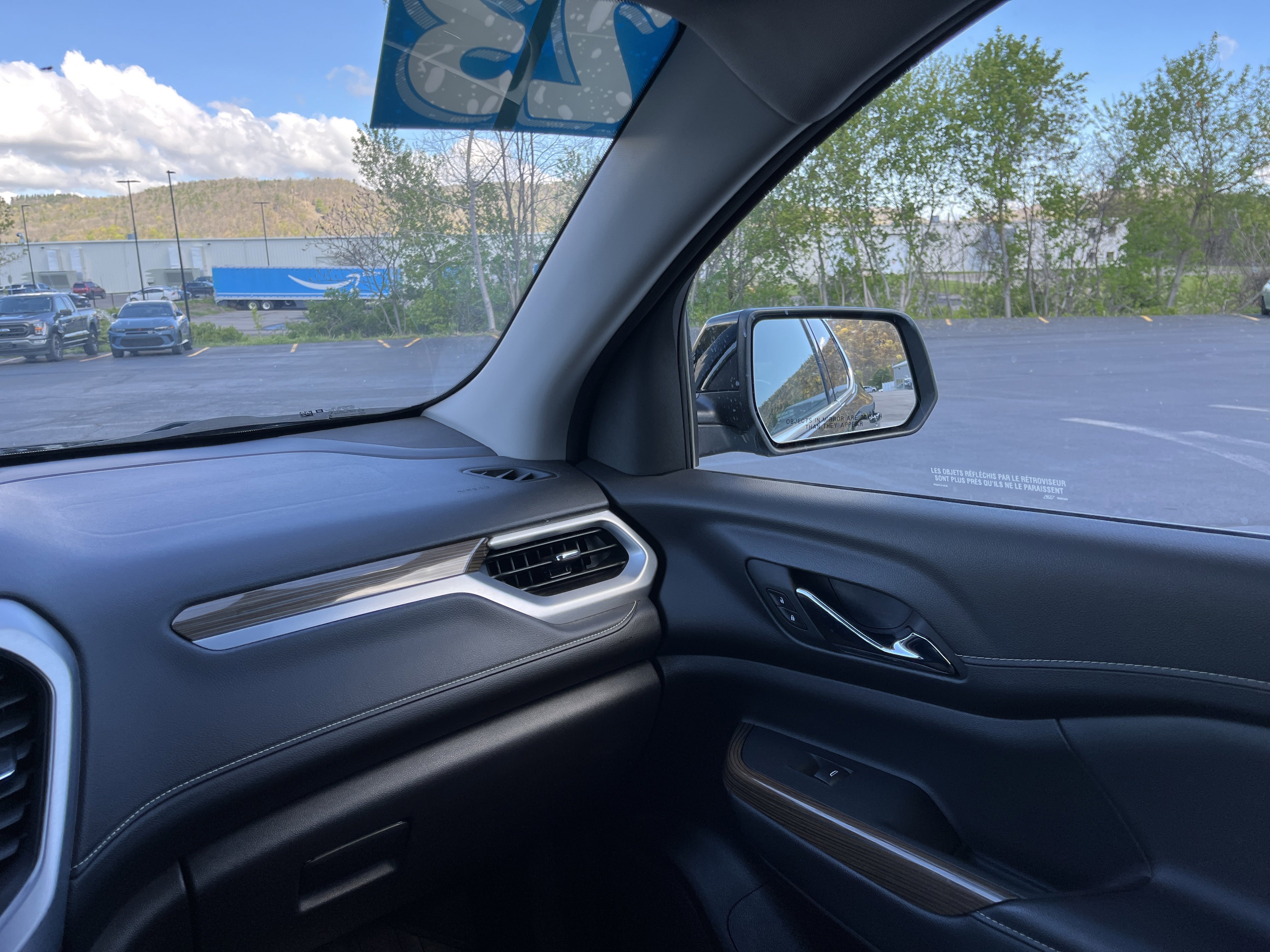 Used 2023 GMC Acadia SLE AWD/4WD image 29