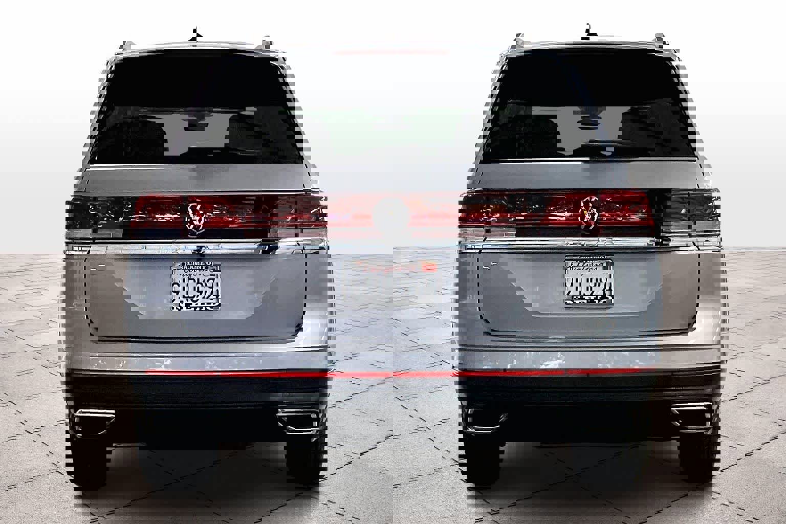 Used 2024 Volkswagen Atlas SE image 7