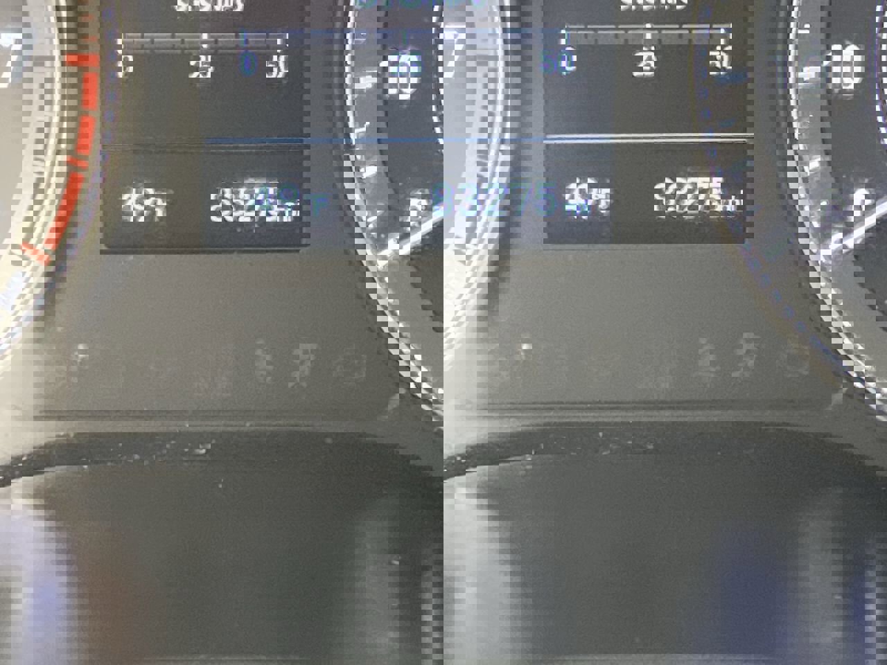 Used 2021 Hyundai Venue SEL image 12