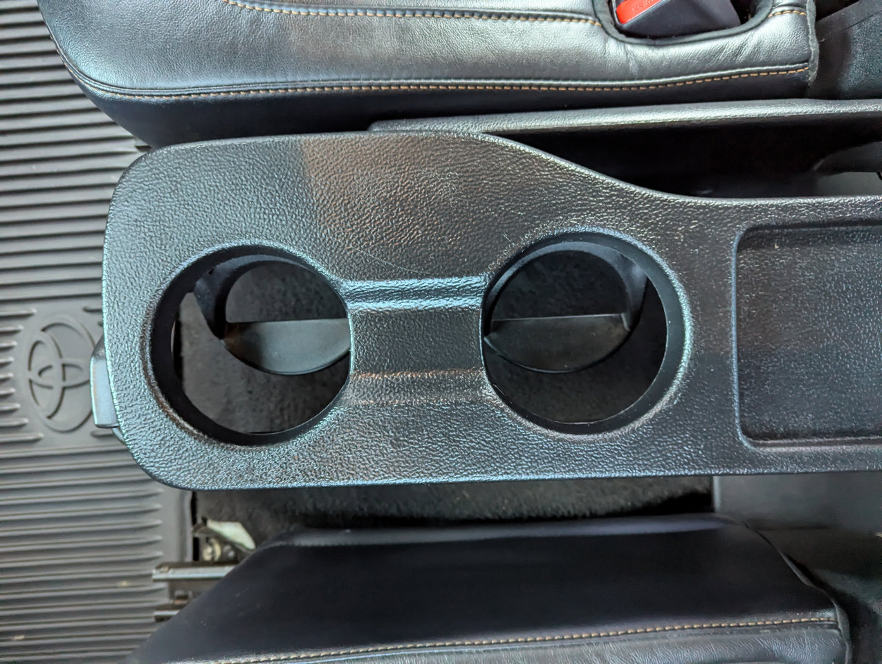 Used 2018 Toyota Highlander XLE image 48